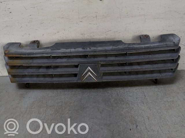 Citroen C15 Rejilla superior del radiador del parachoques delantero 
