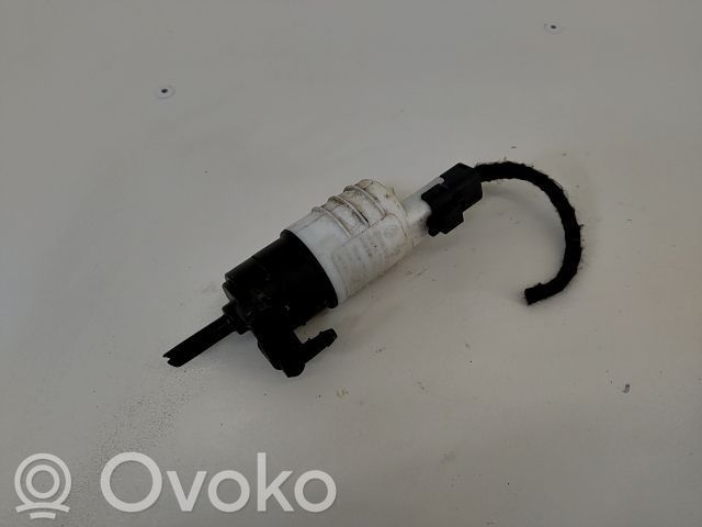 Renault Kangoo I Windscreen/windshield washer pump 