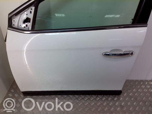 Front door   51808984,20243703,5757465,VDMS7