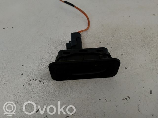 Renault Megane I Motor de la cerradura/cierre del maletero/compartimento de carga 