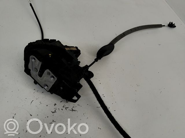 Zamek drzwi tylnych   825039554R,20243664,9733756,VDMS7