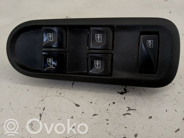 Electric window control switch   254217475R,10278675,20250276,VDMS7