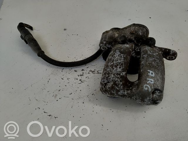 Audi 200 Задний суппорт 