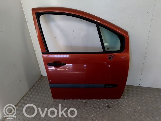 Priekinės durys   801003308R,10888166,20251764,VDMS7