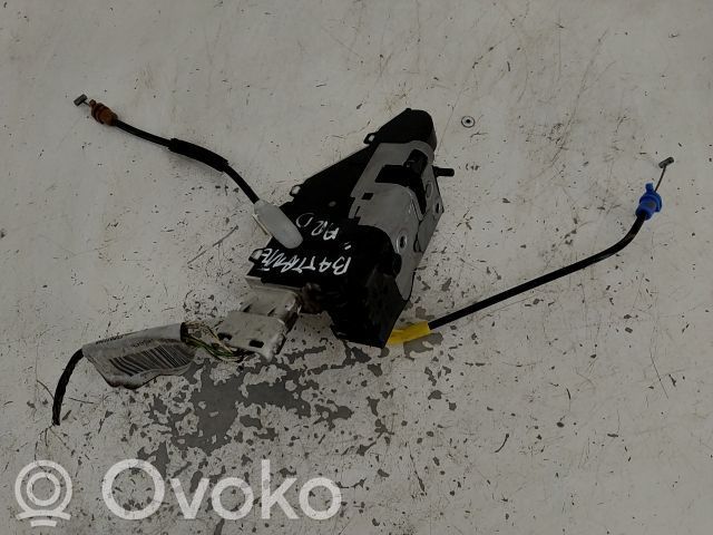 Peugeot Expert Rear door lock 