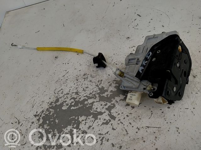 Takaoven lukko   8E0839016AA,16630801,20252555,VDMS7