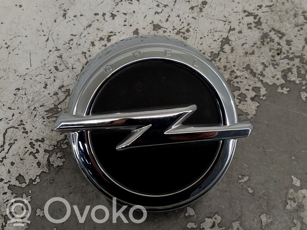 Opel Corsa D Motorino di blocco/chiusura del portellone del bagagliaio 