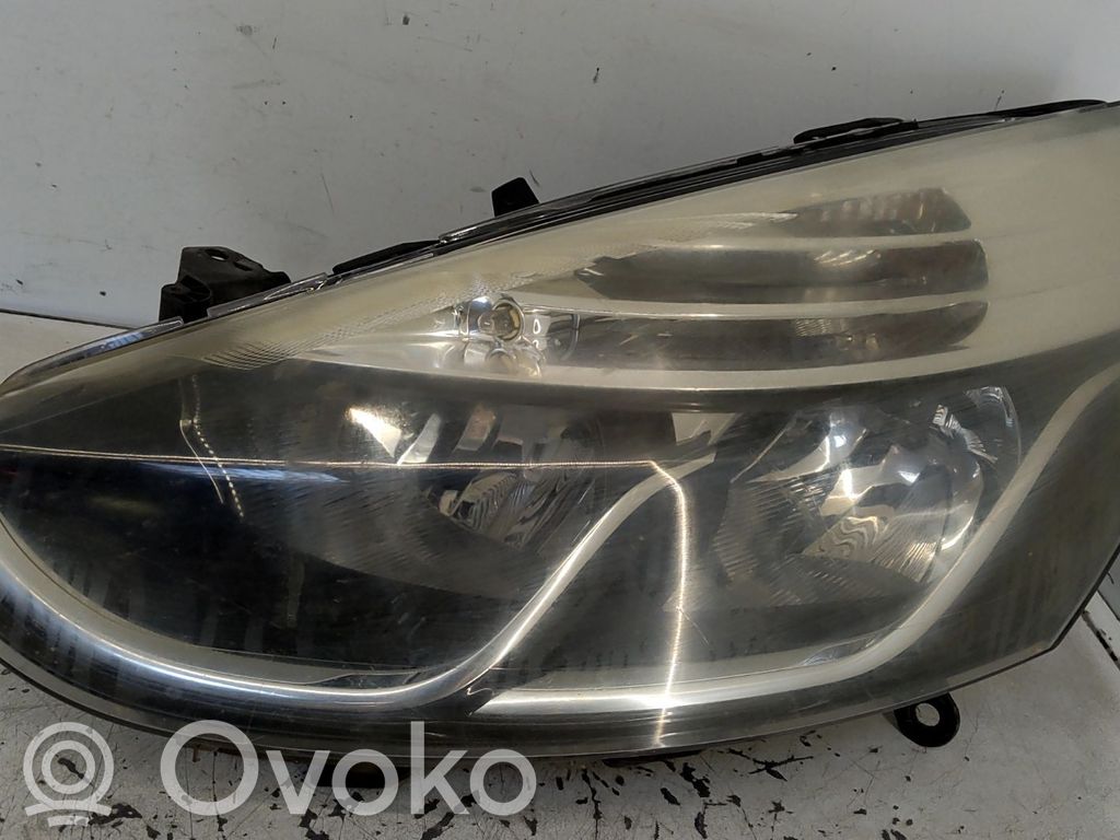 Renault Clio IV Phare frontale 