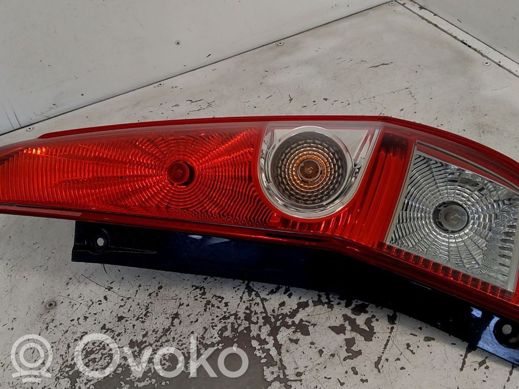 Suzuki Splash Lampa tylna 
