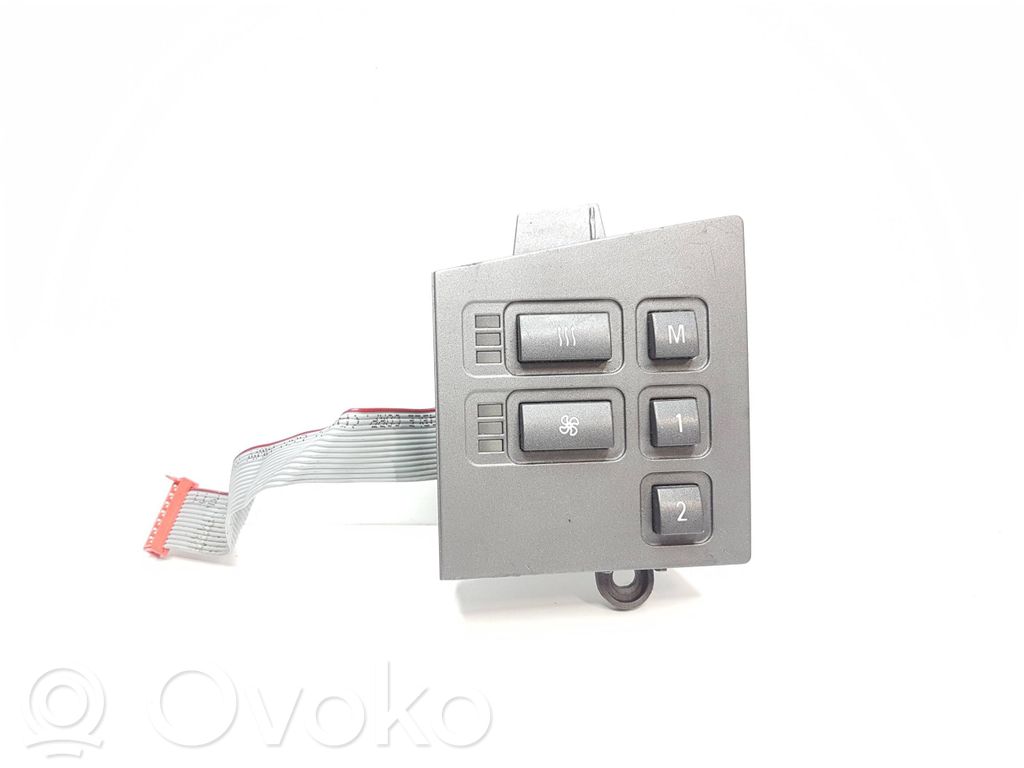 Seat control switch   6918406