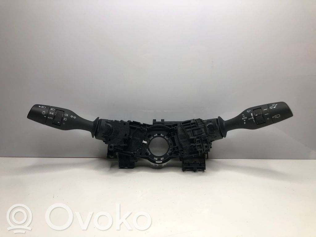 Lexus NX Interruptor/palanca de limpiador de luz de giro 
