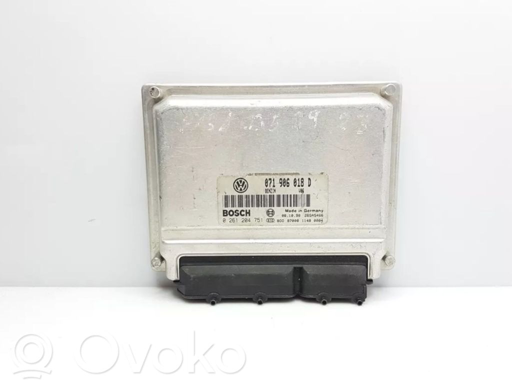 Volkswagen PASSAT B5 Engine control unit/module 
