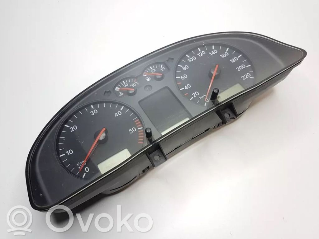 Volkswagen PASSAT B5 Nopeusmittari (mittaristo) 