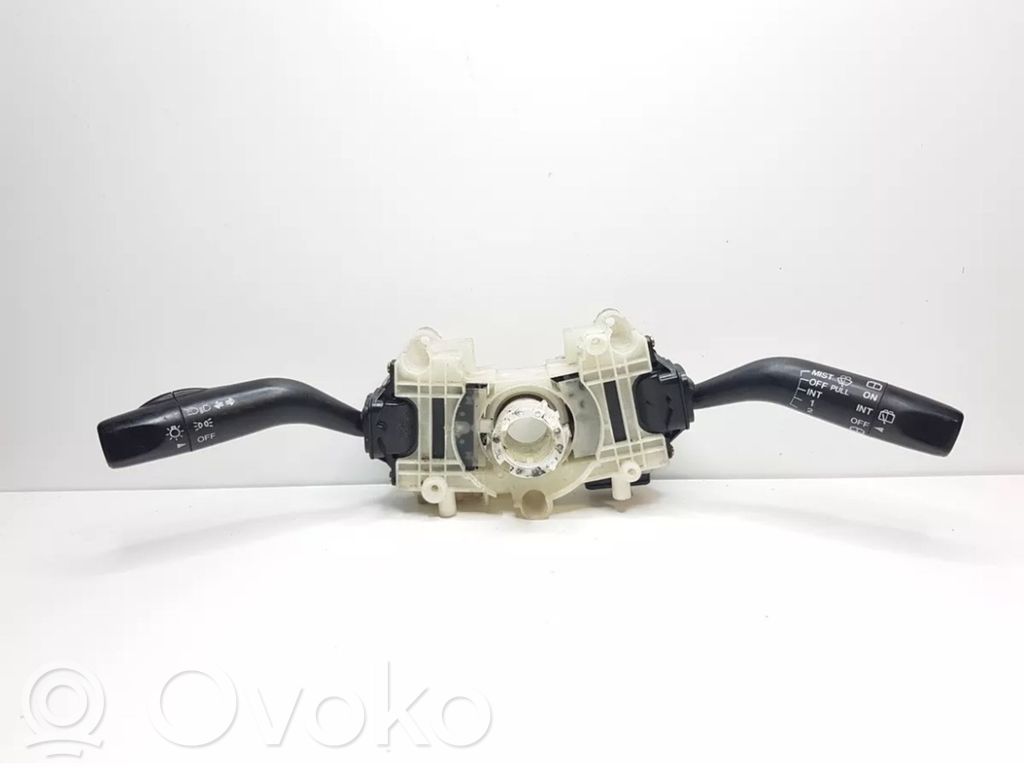 Mazda Premacy Wiper turn signal indicator stalk/switch 