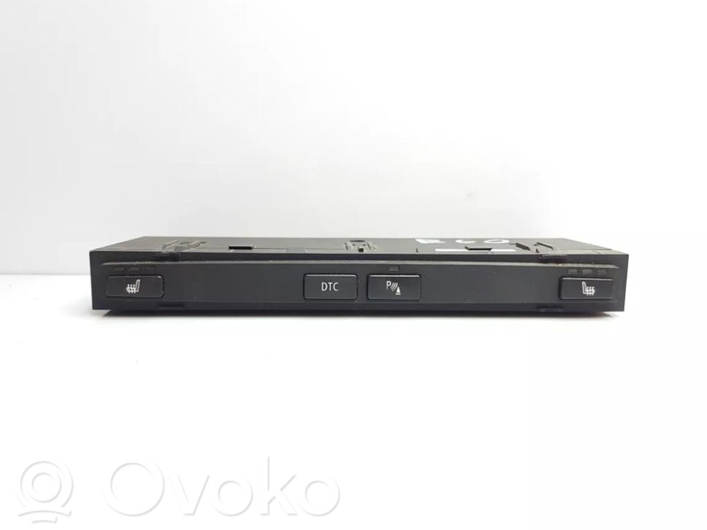 BMW 5 E60 E61 Seat heating switch 