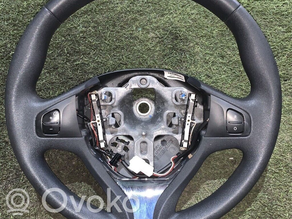 Volante   484007342R,484007342R