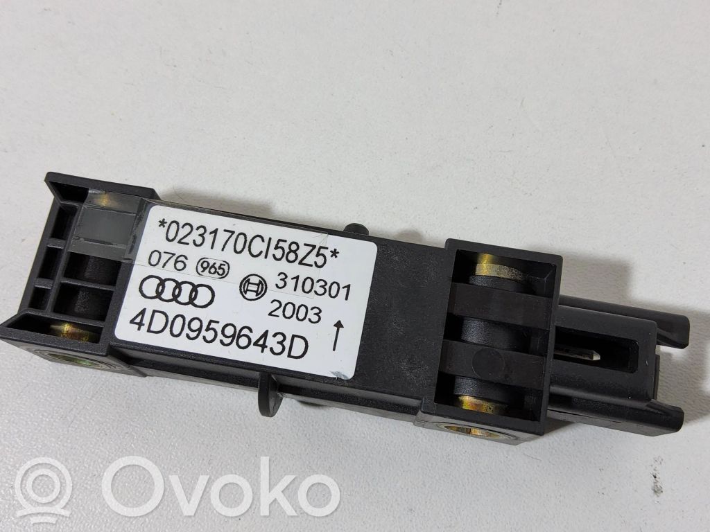 Audi A8 S8 D2 4D Airbag deployment crash/impact sensor 