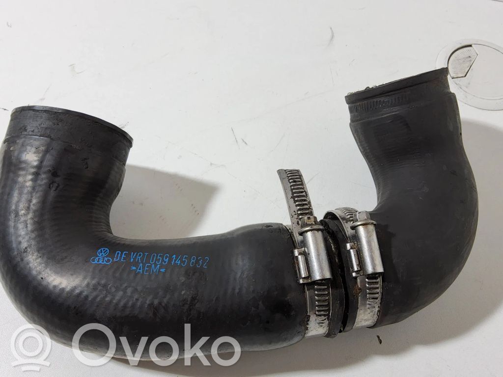 Audi A4 S4 B5 8D Intercooler hose/pipe 