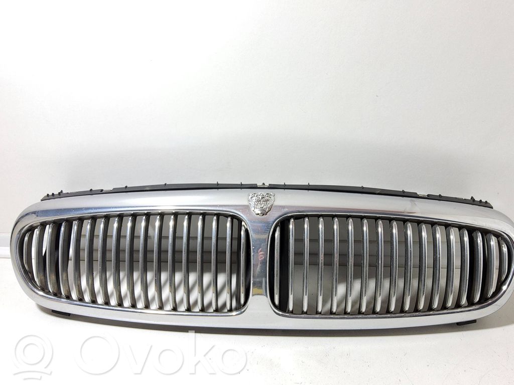 Jaguar X-Type Front grill 