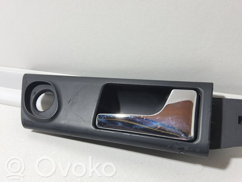 Audi 100 S4 C4 Manecilla interna puerta trasera 