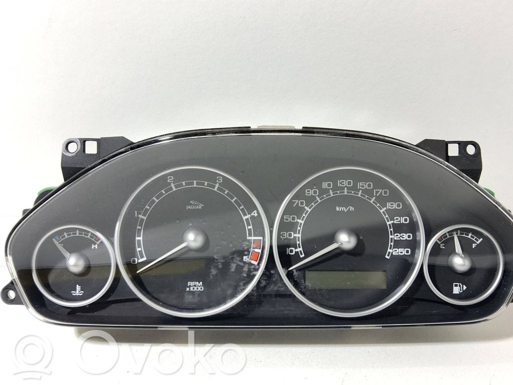 Jaguar X-Type Speedometer (instrument cluster) 