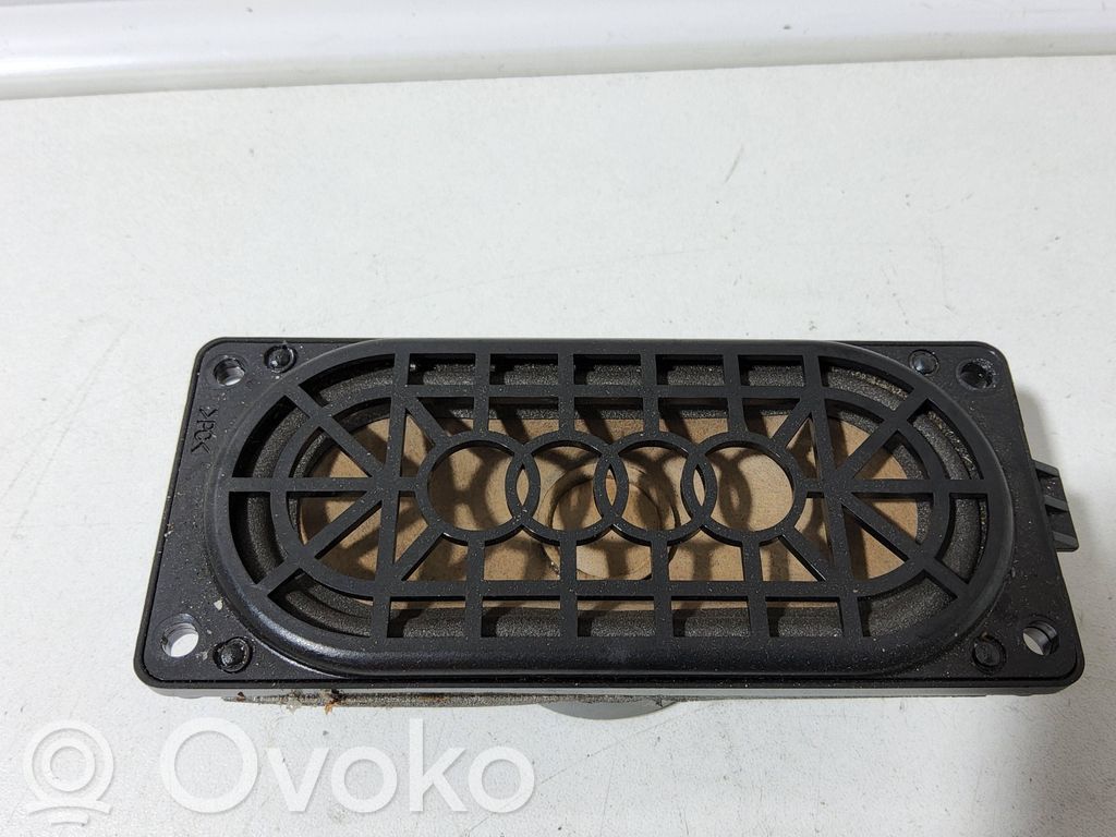 Audi A3 S3 8P Altavoz del panel 