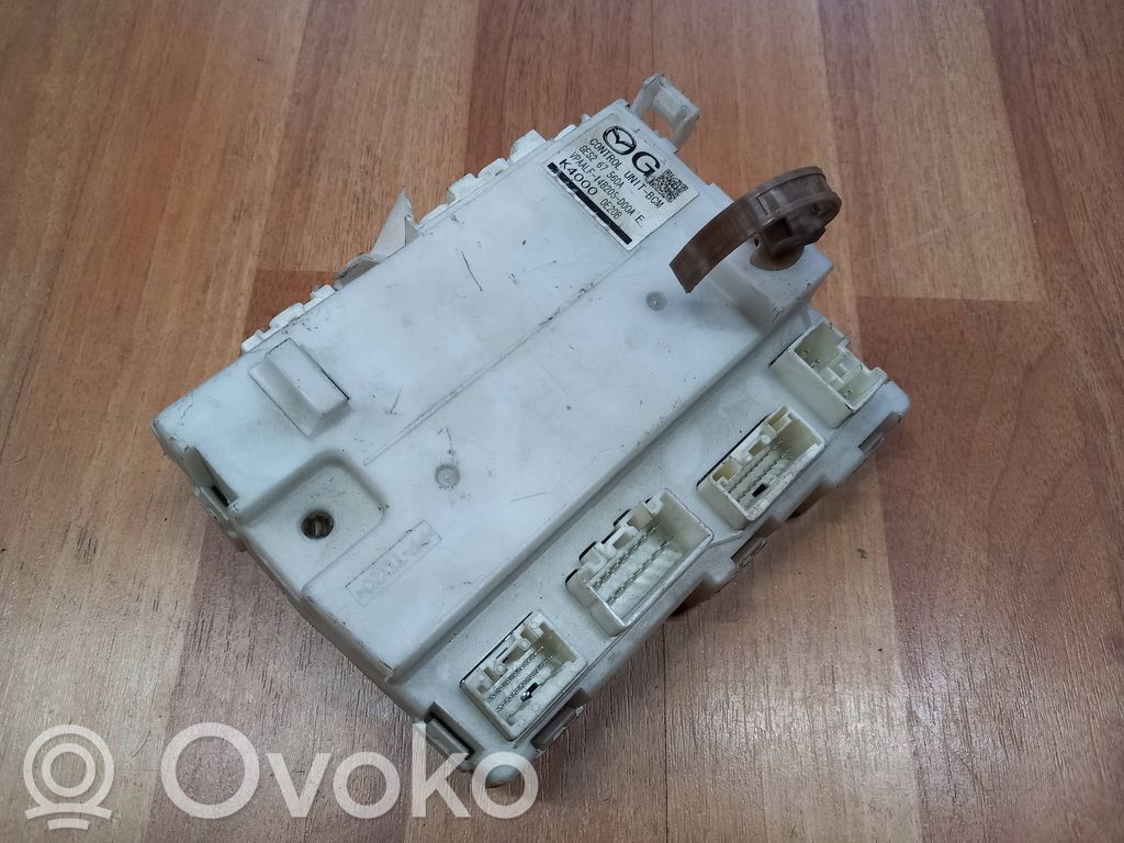 Mazda 6 Fuse module 