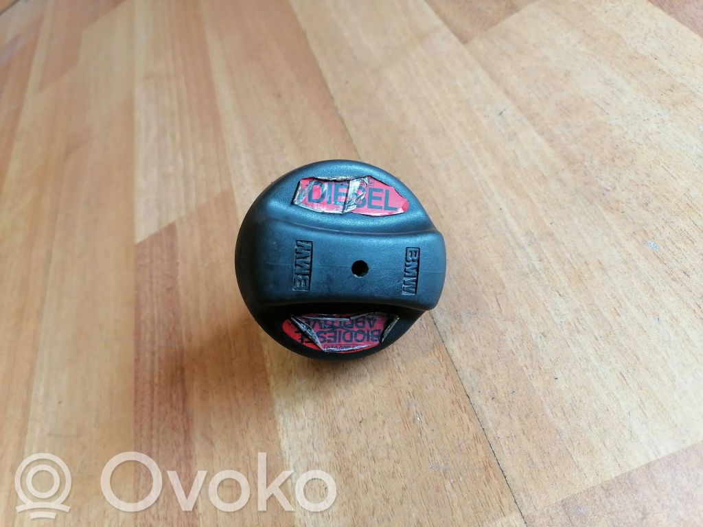 BMW 5 E60 E61 Fuel tank filler cap 