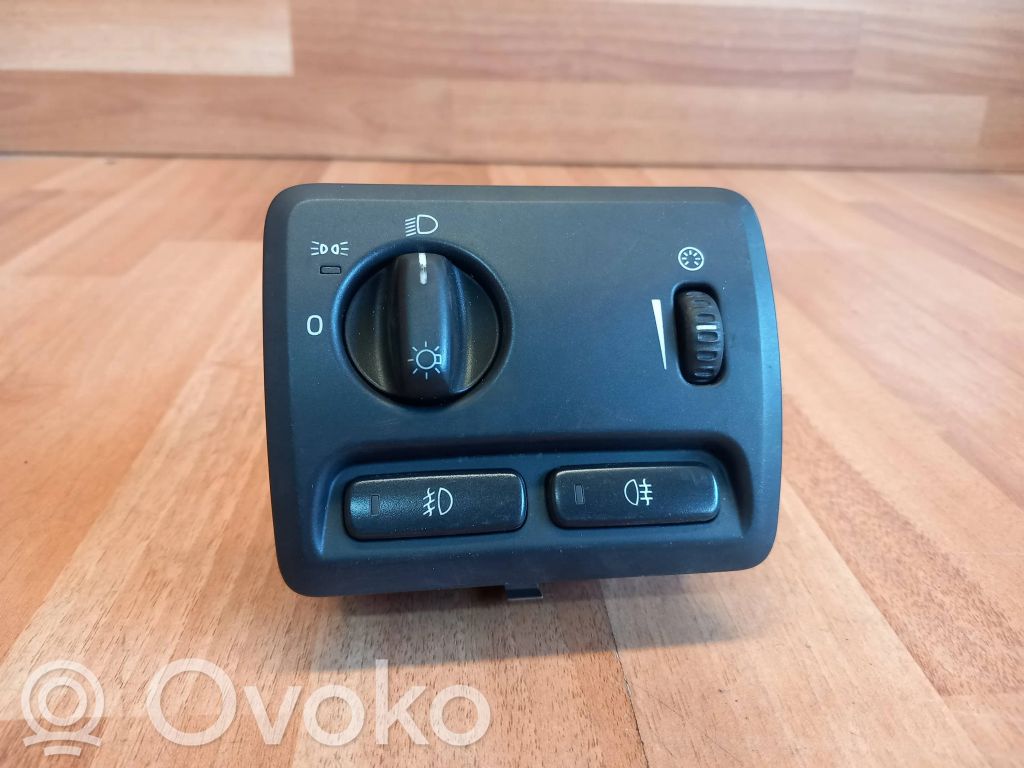 Volvo XC70 Light switch 