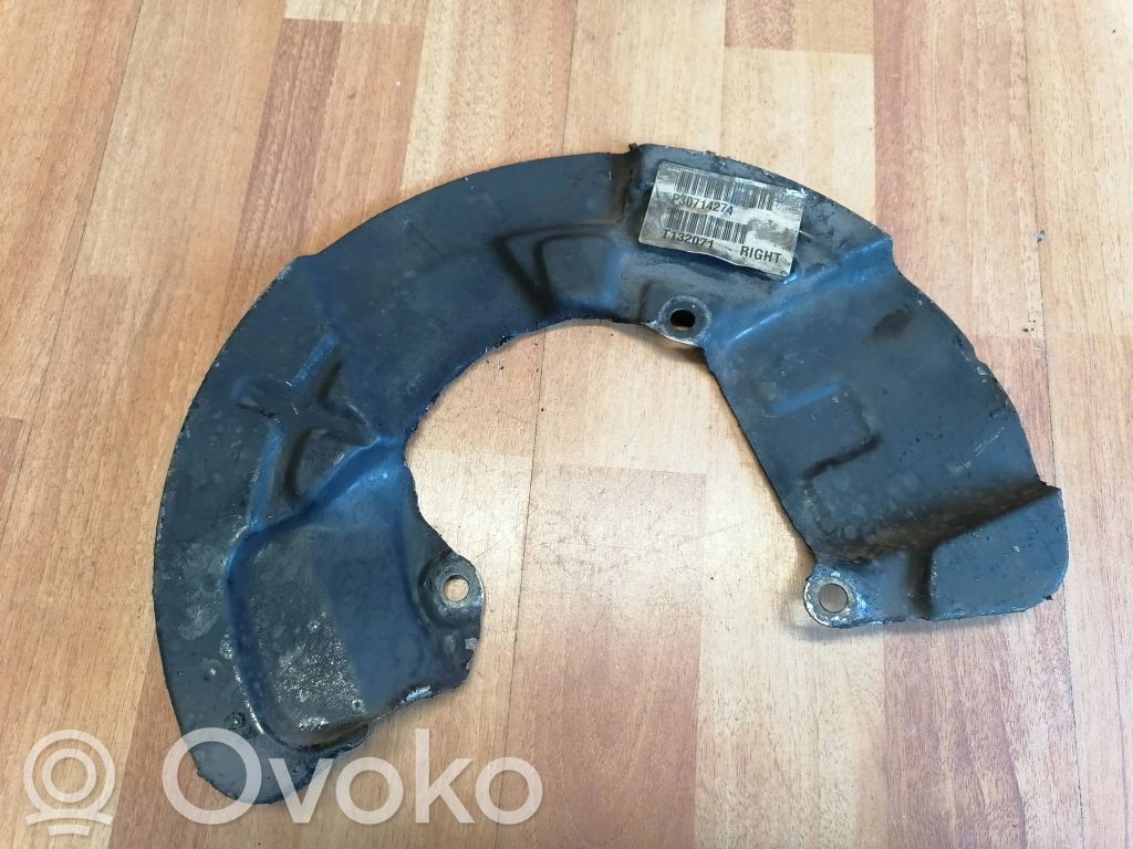 Volvo XC70 Cubierta antipolvo del disco de freno delantero 