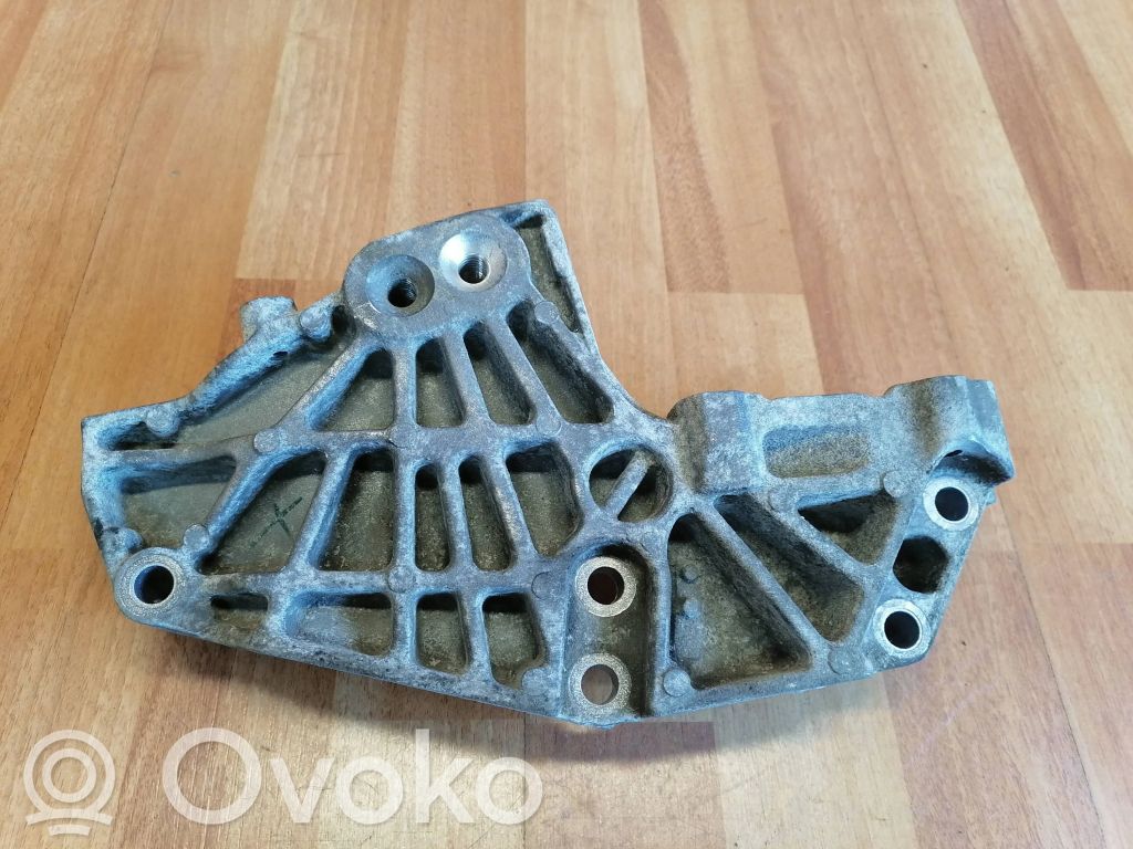 Renault Espace IV Generator/alternator bracket 