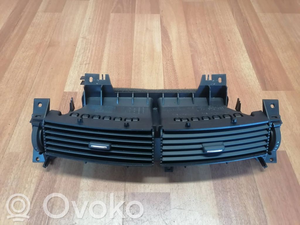 Renault Espace IV Dysze / Kratki środkowego nawiewu deski rozdzielczej 