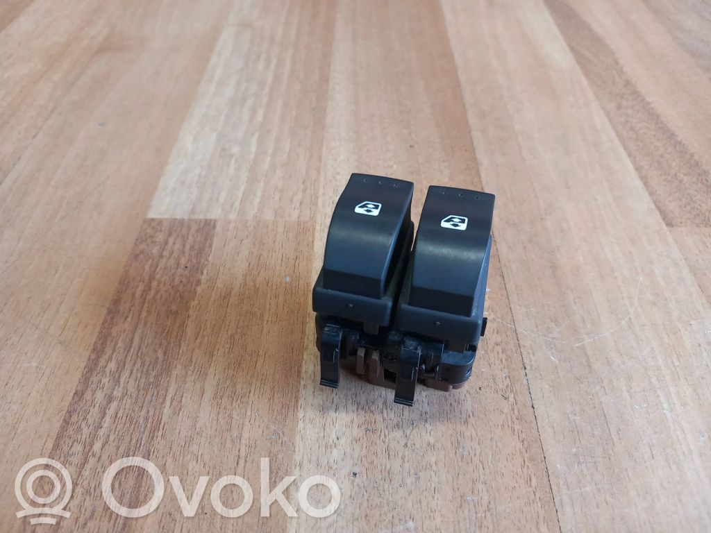 Przyciski szyb   015085D,015085