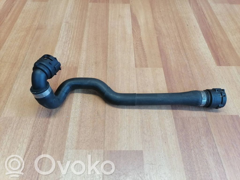 BMW 1 E81 E87 Engine coolant pipe/hose 