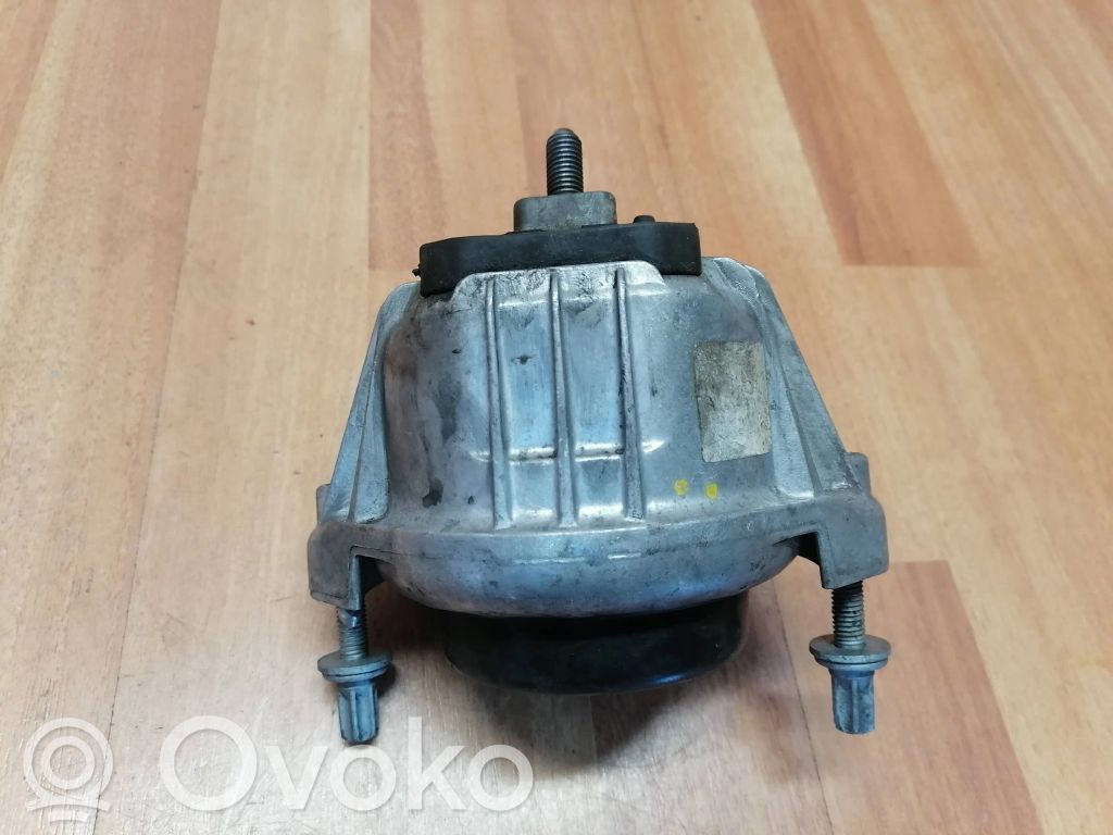 BMW 1 E81 E87 Engine mount bracket 