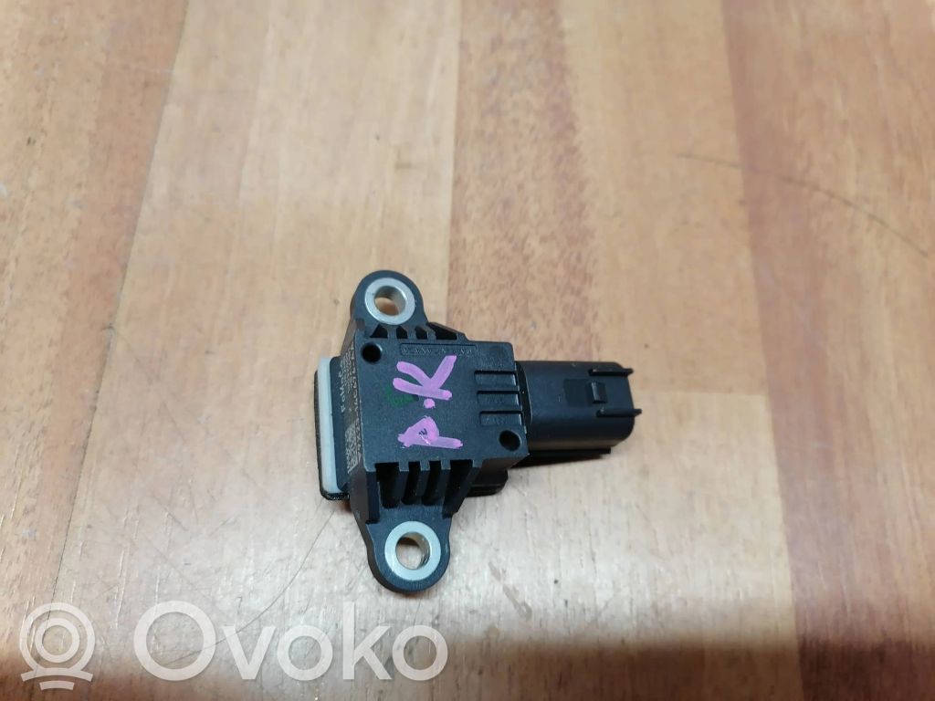 Jaguar XF X250 Airbagsensor Crashsensor Drucksensor 