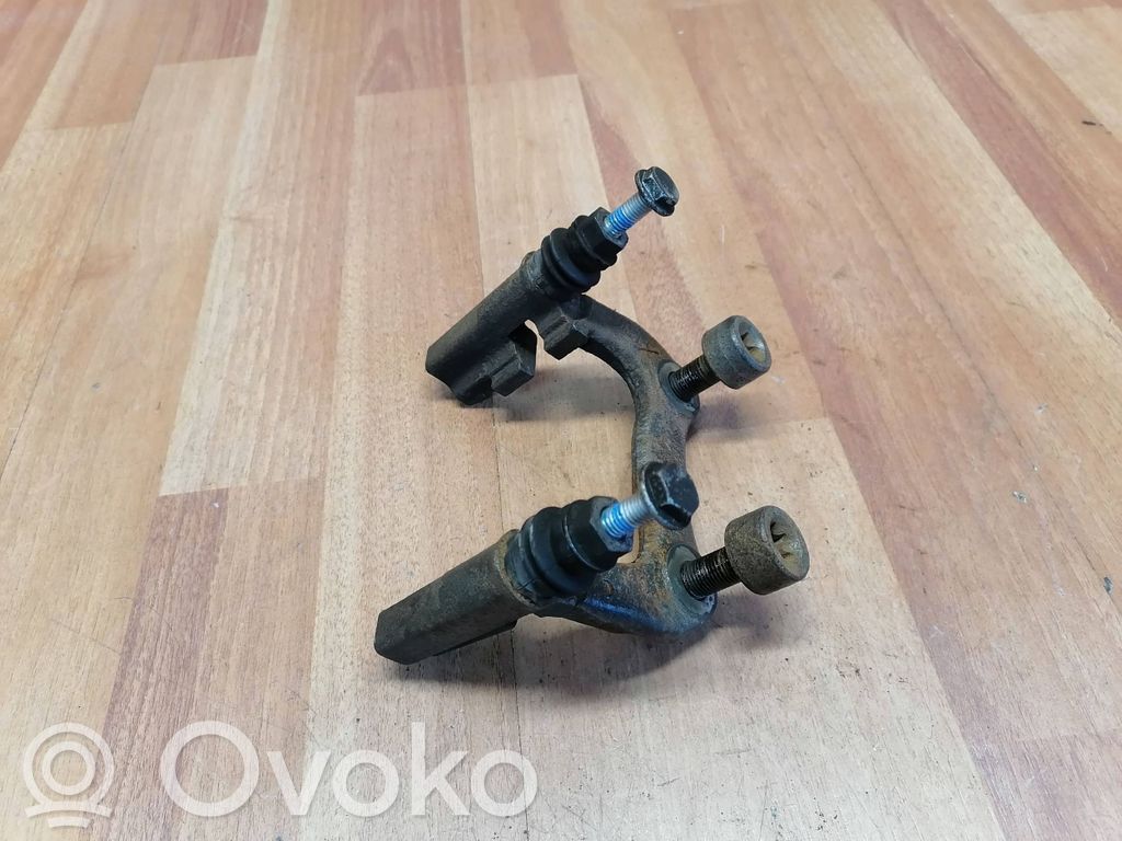 Renault Megane IV Mocowanie / Zacisk hamulca tylnego 