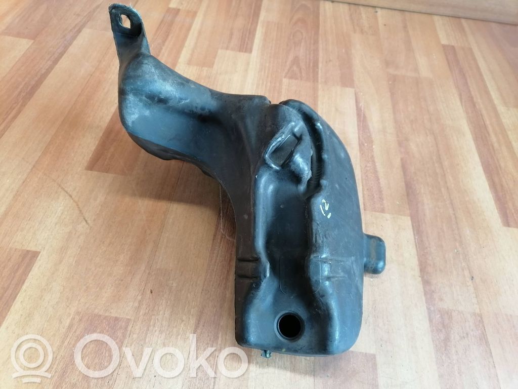 Peugeot 307 Windshield washer fluid reservoir/tank 