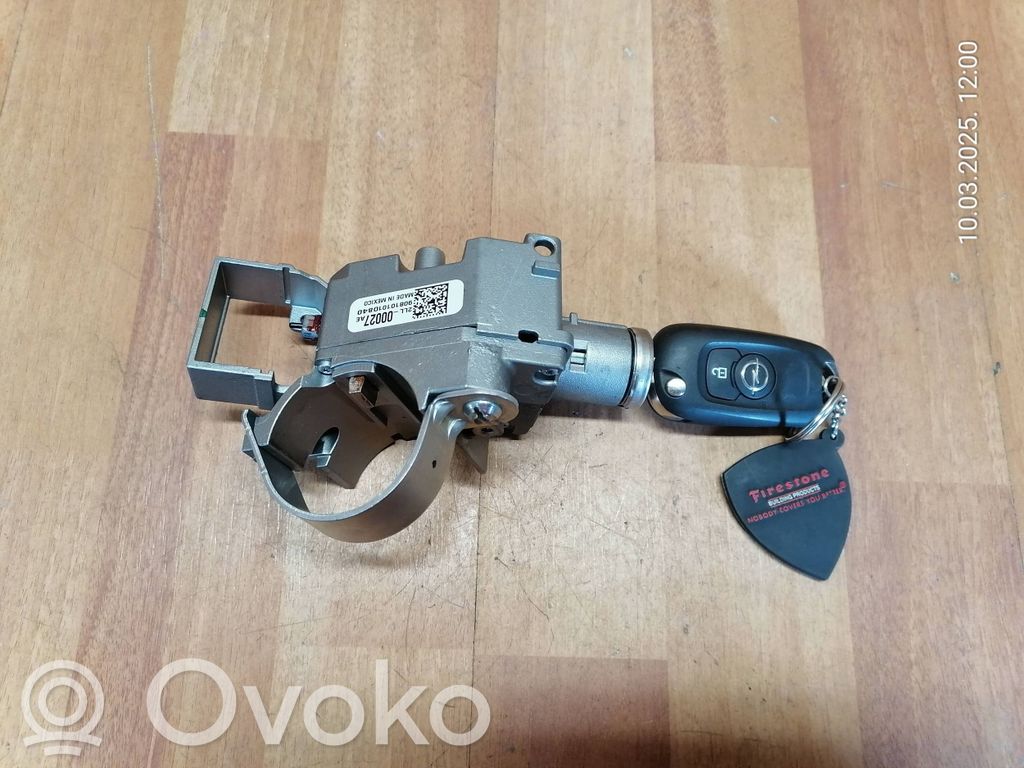 Opel Astra K Užvedimo spynelė 