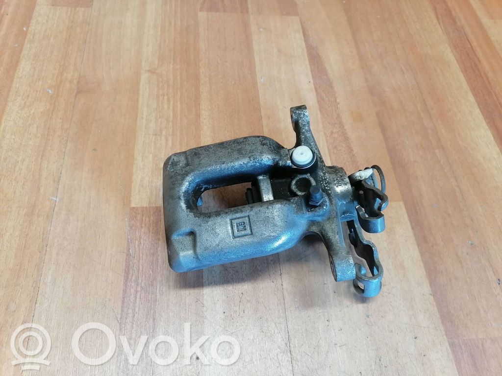Opel Astra K Takajarrusatula 