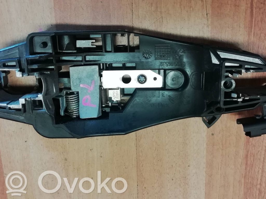 Citroen C4 Grand Picasso Etuoven ulkokahvan kehys 