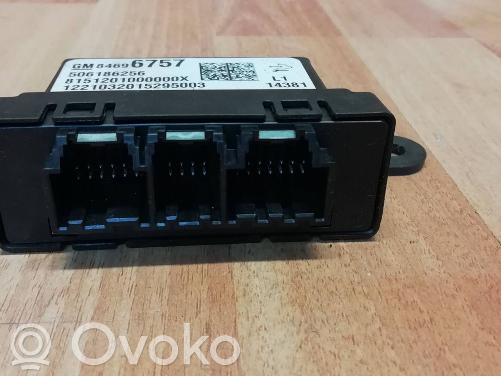 Opel Insignia B Unidad de control/módulo PDC de aparcamiento 