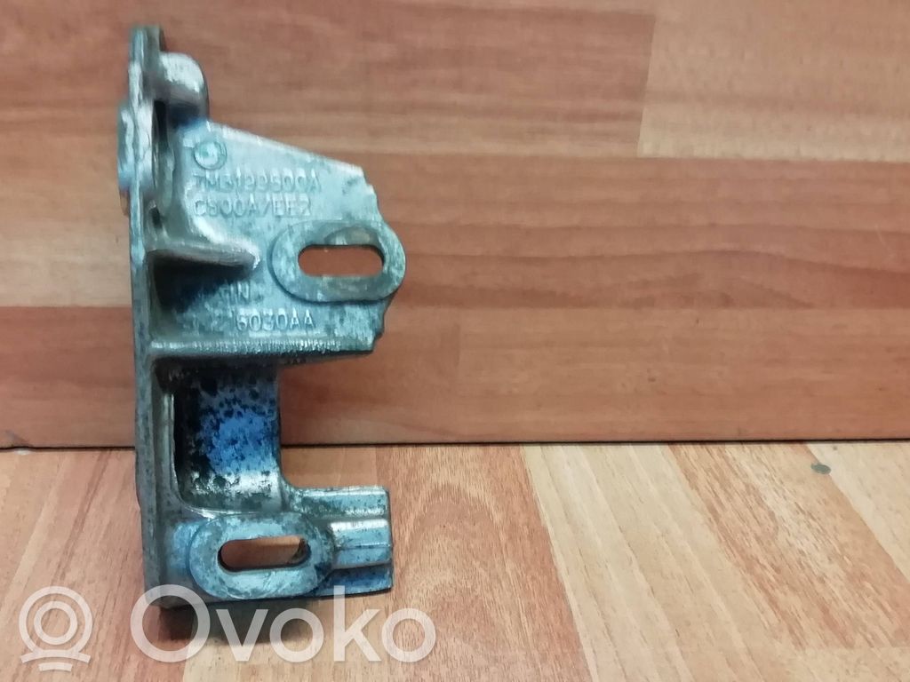 Volkswagen Sharan Engine mounting bracket 