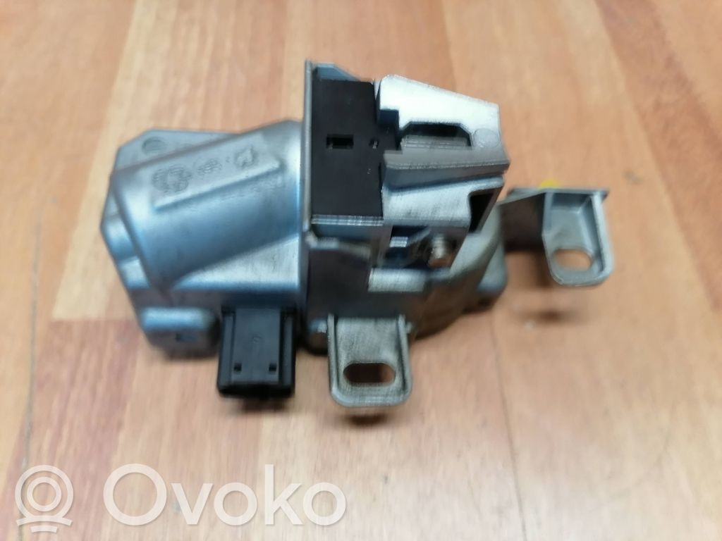 Volvo V50 Steering wheel lock 