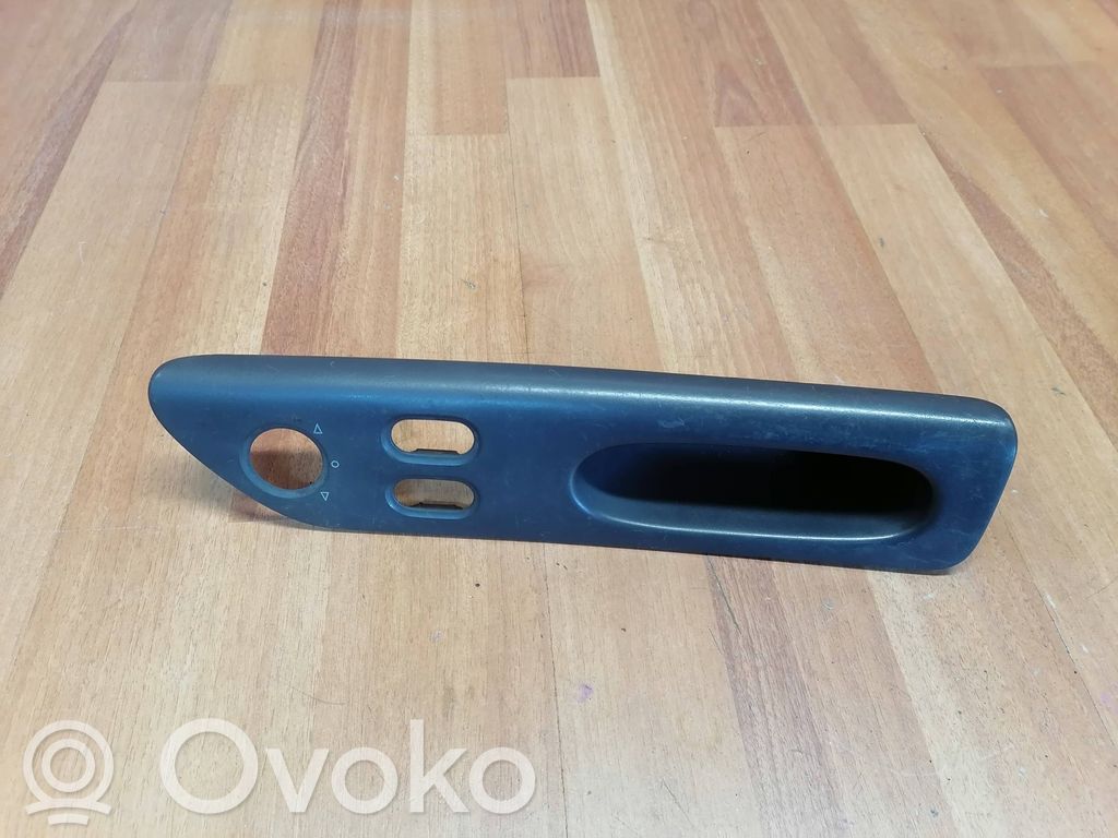 Renault Espace III Front door interior handle trim 