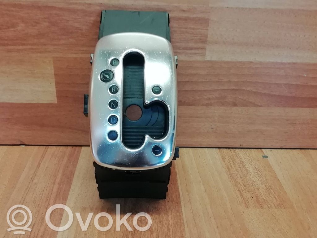 Audi A6 Allroad C5 Selector de cambios 