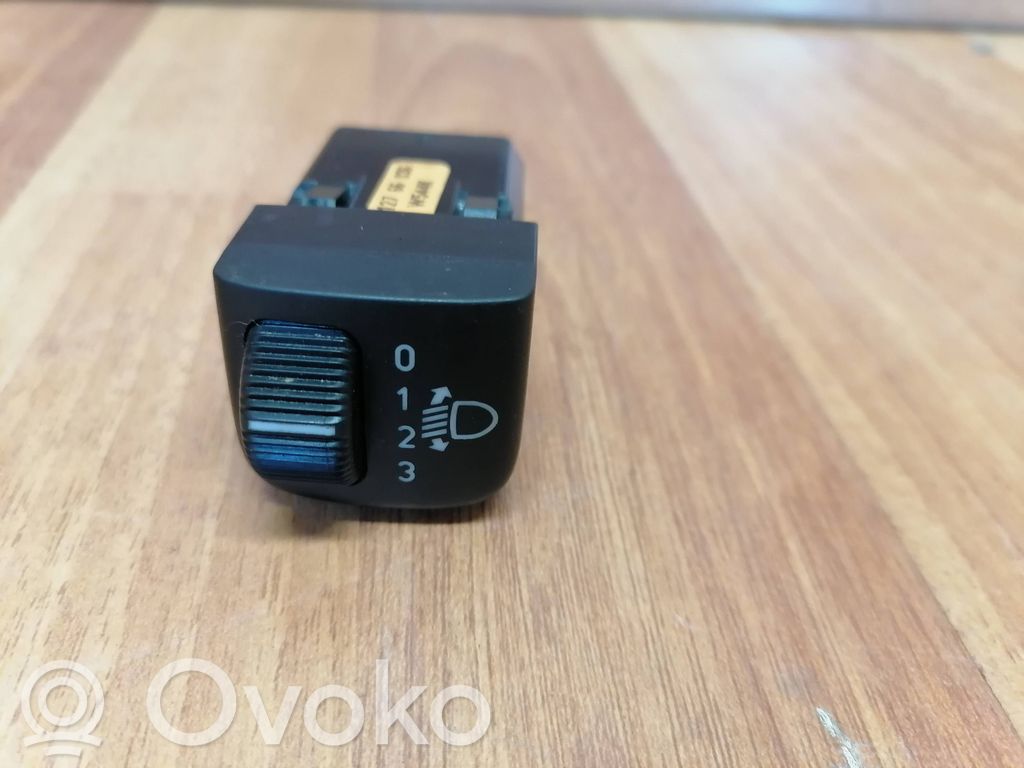 Headlight level height control switch   12766836,W544K