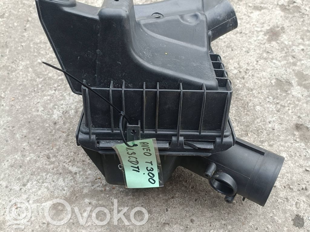 Chevrolet Aveo Air filter box 