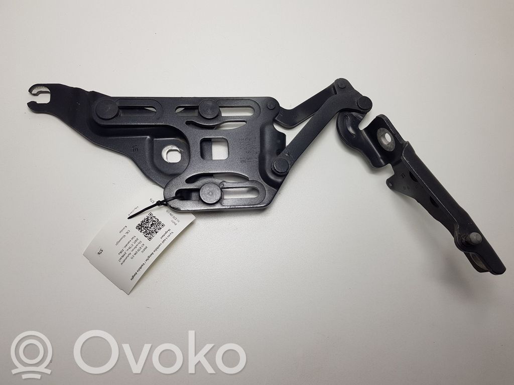 Engine bonnet/hood hinges   714834710