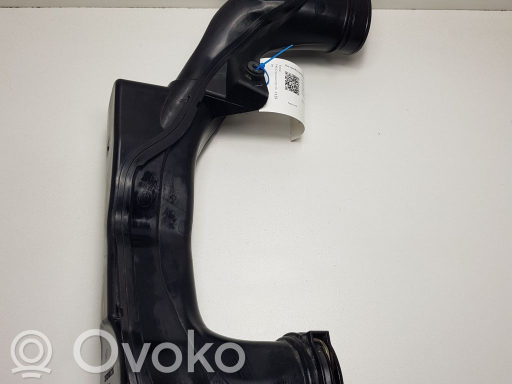 Volvo V40 Cross country Turbo air intake inlet pipe/hose 